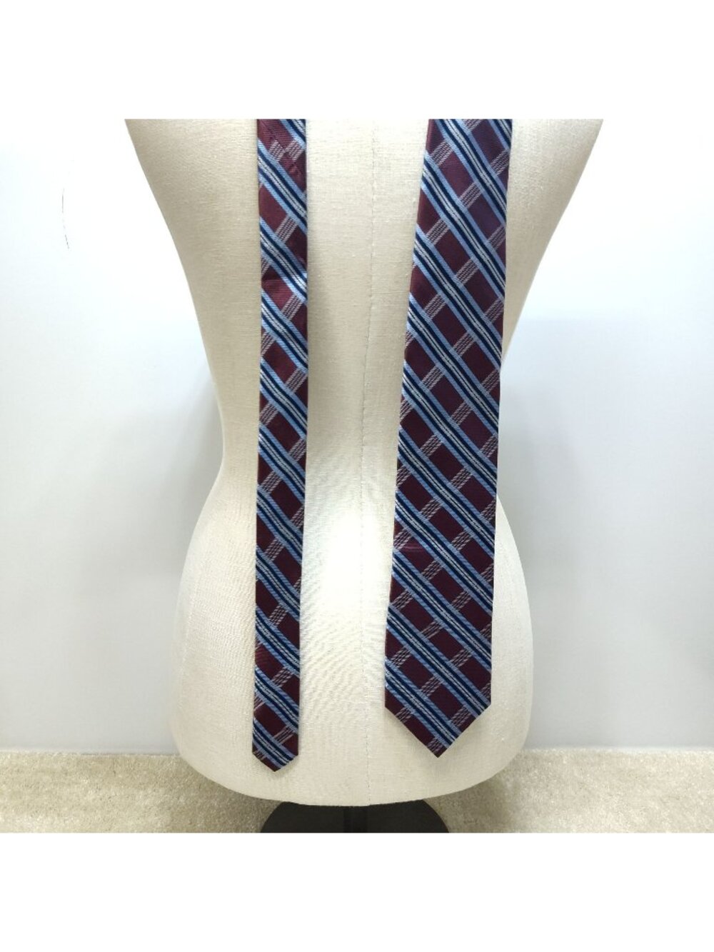 Nautica Silk Necktie Mens Plaid Tartan Woven Jacquard Classic Width Formal Tie